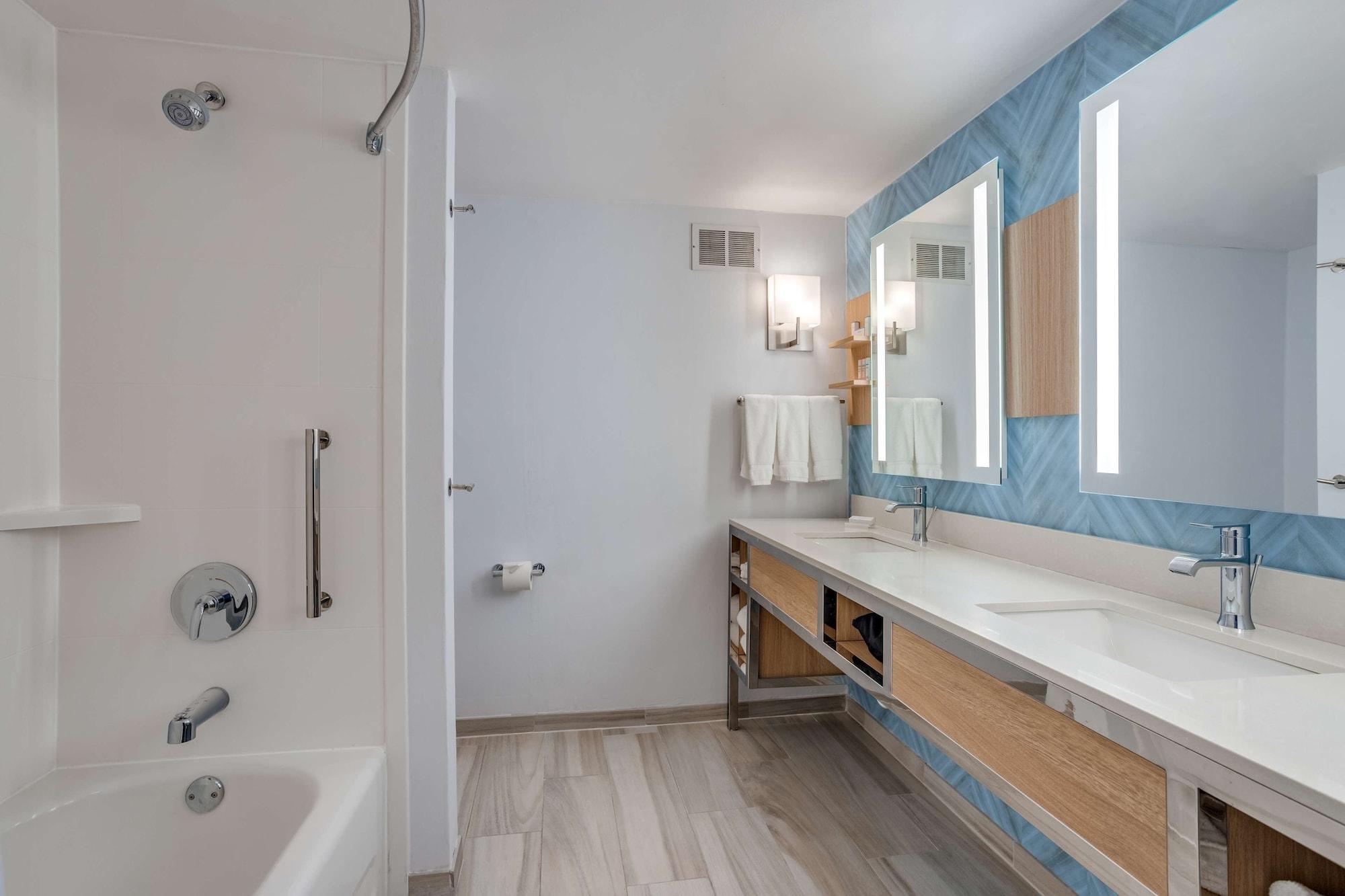 Hilton Garden Inn Cincinnati/Sharonville Eksteriør bilde